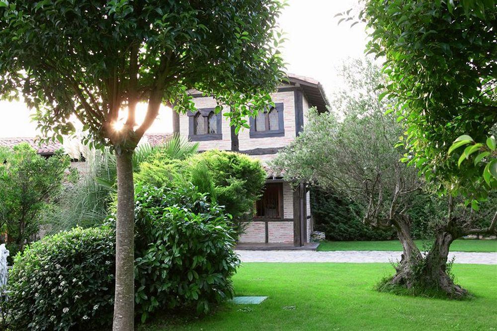 Hotel Palacio De Elorriaga Vitoria-Gasteiz Exterior photo